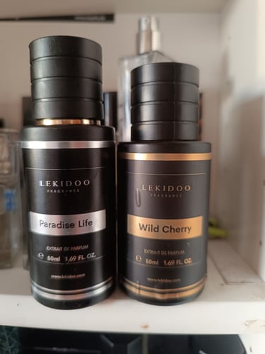 Customer photo review of Paradise Life