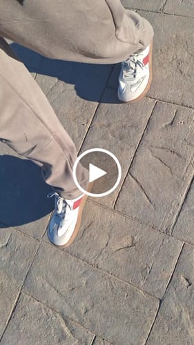 Customer video review of Dahlia - Zapatos De Punta Ancha