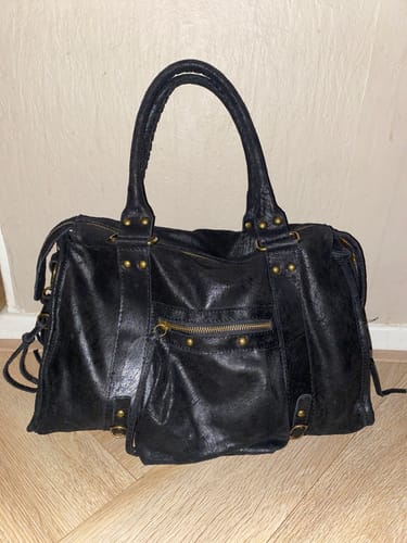 Customer photo review of It girl bag black
