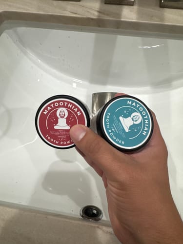 Customer photo review of Matoothian Tooth Powder