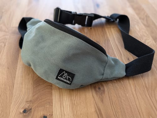 Customer photo review of Bauchtasche "Kyoto" Blau