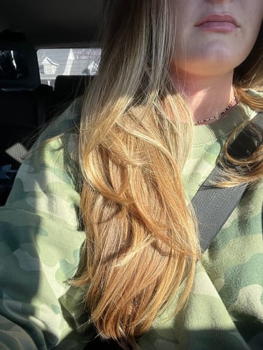 Customer photo review of Root Texturizing Powder + Flex Hold Hairspray Bundle