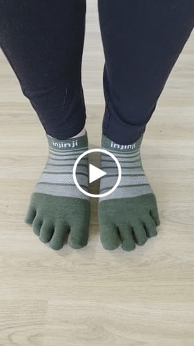 Customer video review of Injinji Ultra Run Light Weight Wool No Show Mens Forest