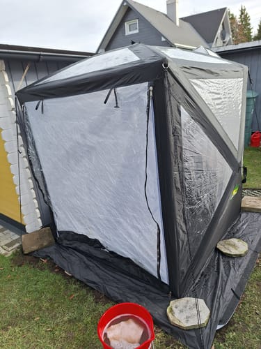 Boegner-fichtmüller review of PREMIUM Überwinterungszelt ALASKA L 150 x 150 x 180 cm image 1 out of 1