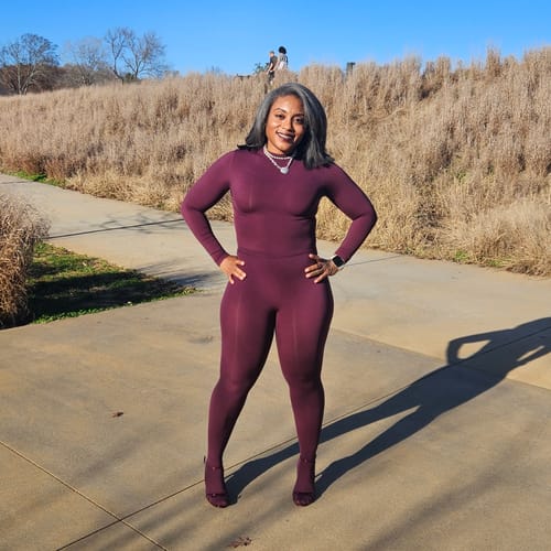 Customer photo review of Naked Closed Toe Legging