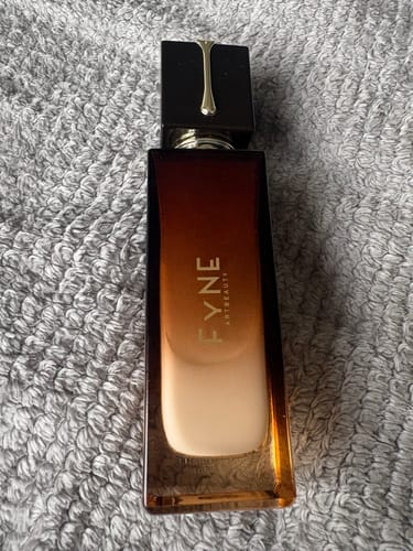 Customer photo review of LUMINOUS LIFT HYDRATING MIST