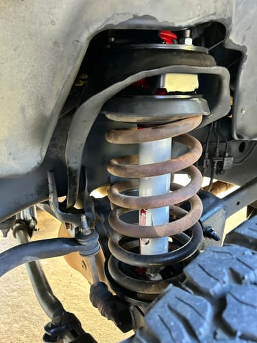Customer photo review of 1994-2013 Dodge Ram 2500 / 3500 4x4 Leveling kit with shock tower