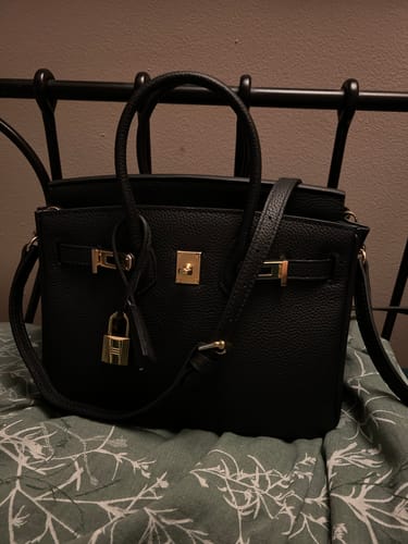 Customer photo review of Gabrielle