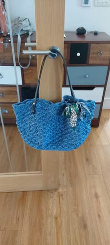 Linda M. review of CrochetPark™ Aveline crochet Shoulder Bag Kit image 1 out of 1