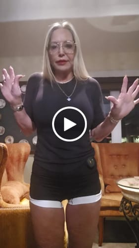 Customer video review of Free (Free Gift, Not Sold Separately) JOVS Customized Makeup/Storage Bag