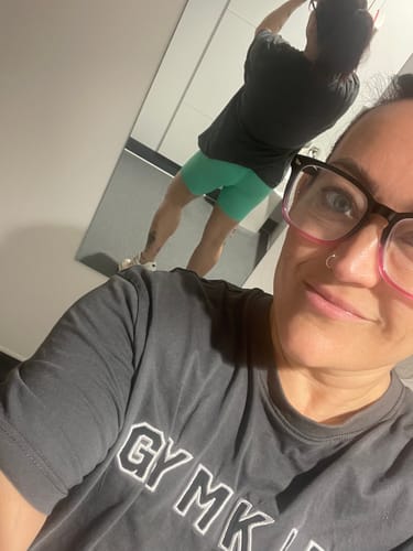 Customer photo review of Zelda Seamless Shorts