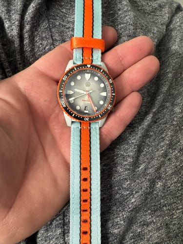 Customer photo review of Alpha2 - Racing Stripe - Blue Orange Black