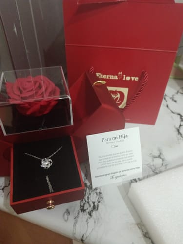Customer photo review of 🌹Eternal love-Rosa Deluxe™ 🌠