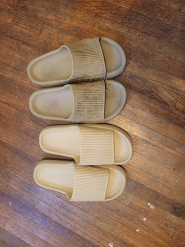 Customer photo review of Original Cushion Slides - Cloud Slides