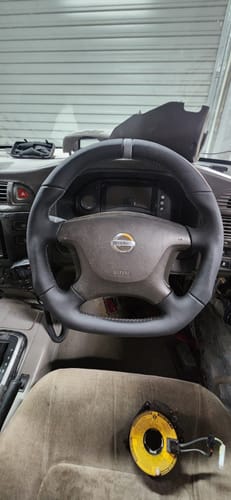Customer photo review of Graphite Limited Edition Leather Steering Wheel Core to Suit Nissan Patrol Y61 GU