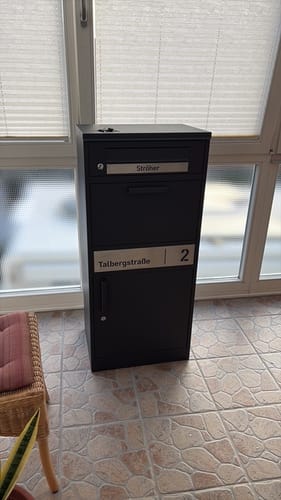 Customer photo review of Variante: mit Namensschild am Briefschlitz