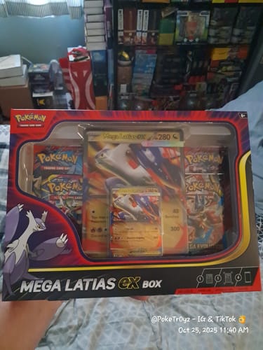 Customer photo review of Mega Latias ex Box