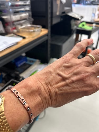 Customer photo review of Ladies Copper Magnetic Bracelet