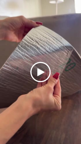 Customer video review of Multifunctional Cat Scratching Carpet