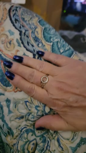 Customer photo review of To My Sister - Forever Linked Ring