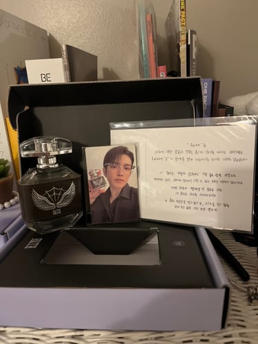 Customer photo review of ATEEZ HONGJOONG - FAITH 2024 BIRTHDAY MD PERFUME