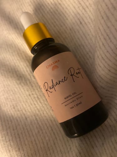 Customer photo review of Radiance Root Navel Oil