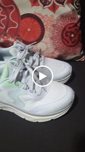 Customer video review of Skechers D'Lux Walker 2.0 Mujer Active Pace Blue Multi