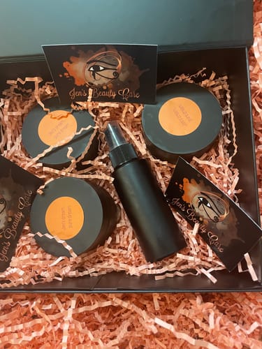 Customer photo review of Premium Magnetic Gift Box Black - Medium