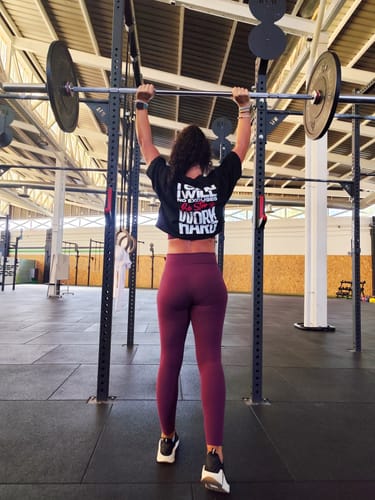 Customer photo review of WORK HARD OVERSIZE - MUJER