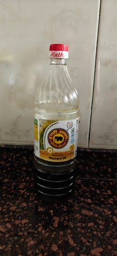 Customer photo review of Hathi Marka Kacchi Ghani Mustard Oil