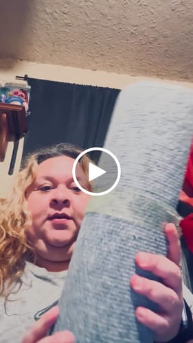 Customer video review of Multifunctional Cat Scratching Carpet