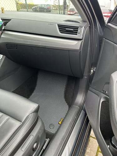 Customer photo review of Kofferraumwanne nach Maß