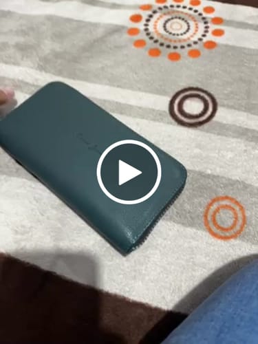 Carmen Margarita B. review of Cartera Sonora • Verde Bosque image 1 out of 1