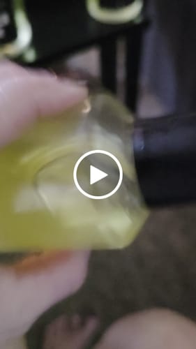 Customer video review of CREMÈ DE CASHMERE body oil