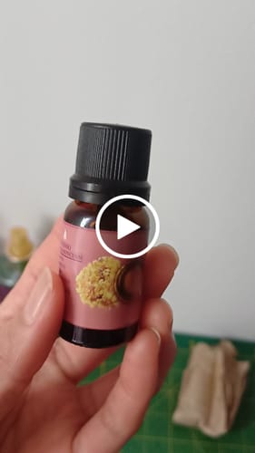 Customer video review of Aceite esencial Frankincense Incienso