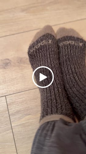 Customer video review of Womens Cozy Mini Crew Sock - Black