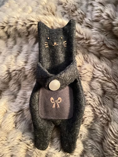 Customer photo review of Hugging Cat Zipper Pouch — Handmade Bag Charm