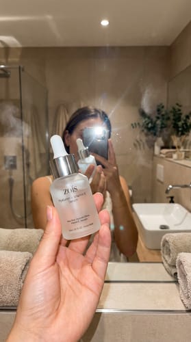 Customer photo review of Zois Bloom - Hyaluron + Vitamin E Serum (Women)