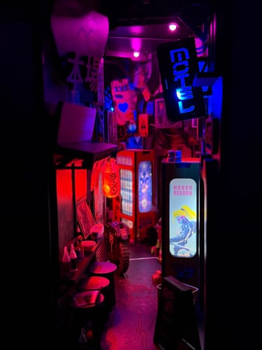 Customer photo review of Neo Ramen MiniAlley – A Cyberpunk DIY Diorama Booknook