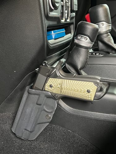 Customer photo review of UNIVERSAL ACCESSORY MOUNT FOR 2018+ JEEP WRANGLER JL & GLADIATOR - CMM OFFROAD