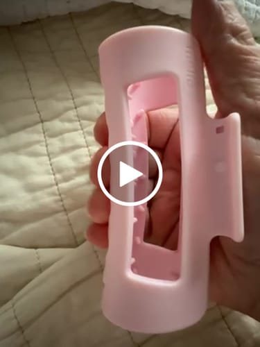 Customer video review of cloud clip