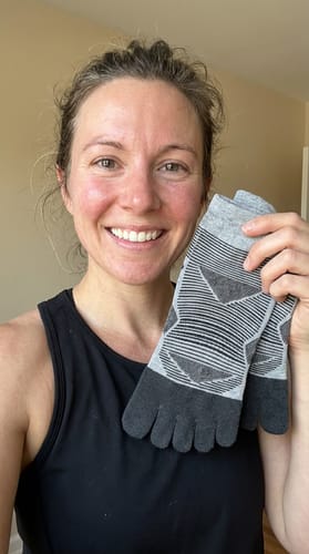 Customer photo review of Flowmax Performance Ankle Socks