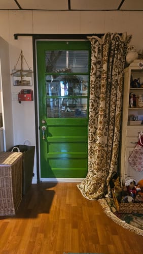 Customer's interior door painted a bright, glossy green with LuxeLacquer's Hole in One.