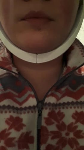 Customer photo review of Electric V Face Lifting Beauty Device 6 Modes 8 Levels EMS Micro-current Firming Facial Massager Double Chin Removal Skin Care