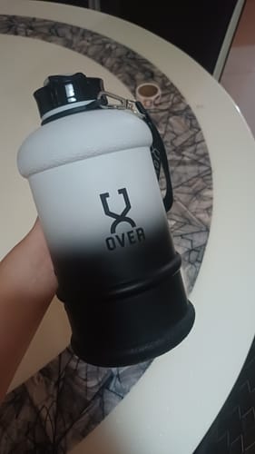 Customer photo review of 1.5L Oversized Bottle with Flip Cap