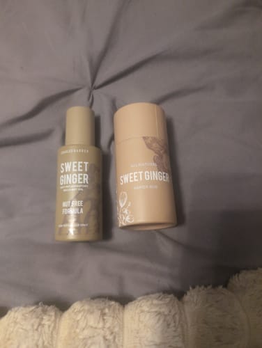 Customer photo review of Sweet Ginger Vapor Rub