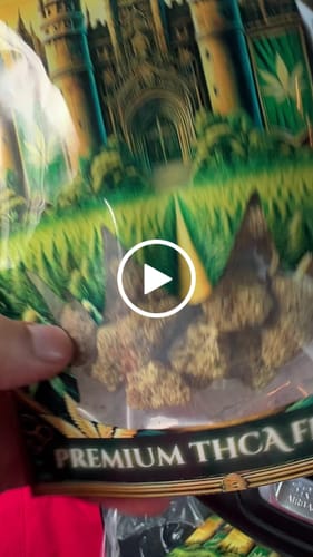 Customer video review of Lemon Gas Mask Light Assist THCA