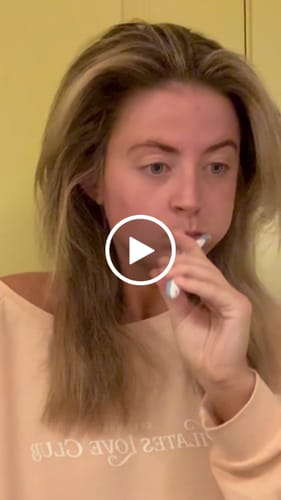 Customer video review of Advent Calendar 24pcs Packaging.