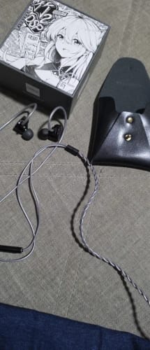 Customer photo review of MOONDROP CHU II High Performance Dynamic Driver IEMs Interchangeable Cable in-Ear Headphone