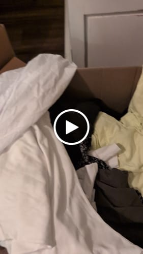 Customer video review of Preloved Women's Gap Apparel